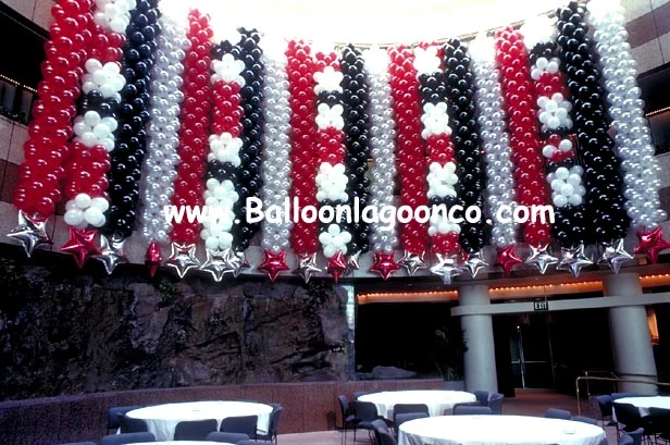 Storefront Balloon Decor Ideas in Los Angeles