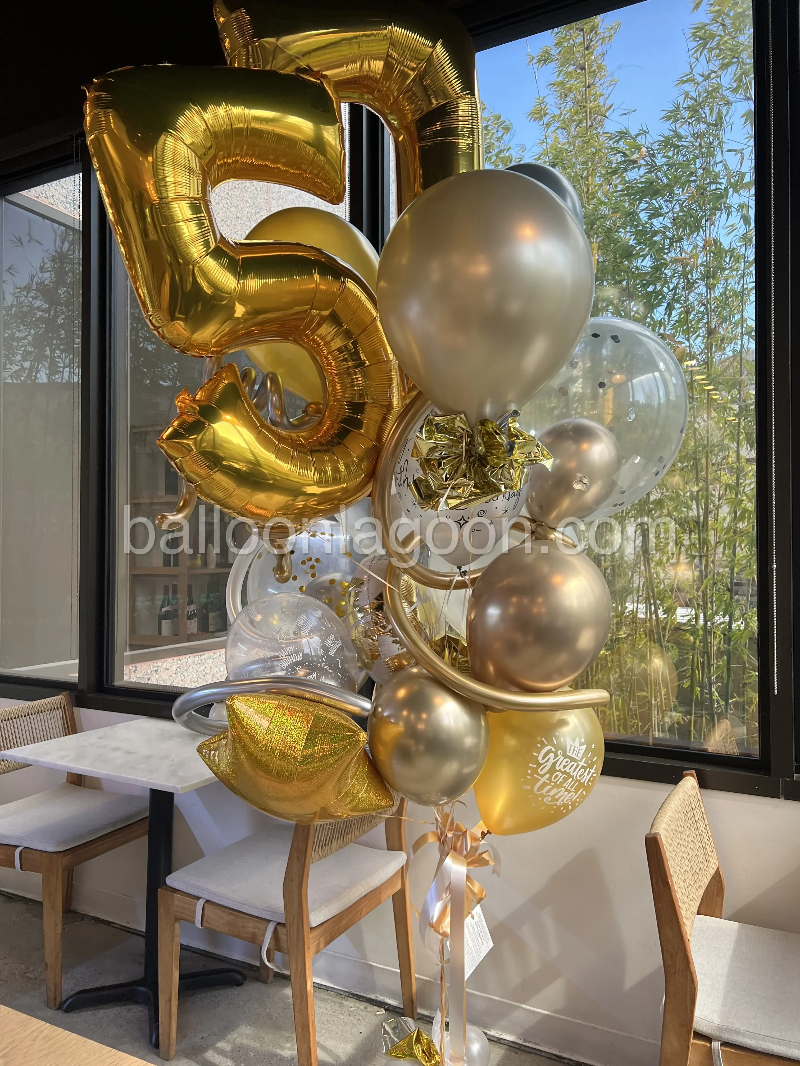 Congratulations balloon bouquet for Los Angeles delivery
